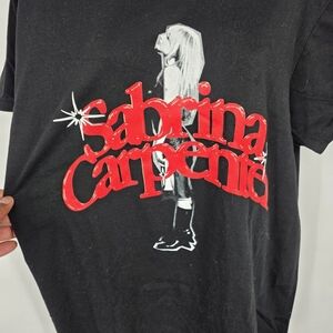 Sabrina Carpenter Official T-Shirt XL Black Red Logo Bumble B Inc Concert Merch